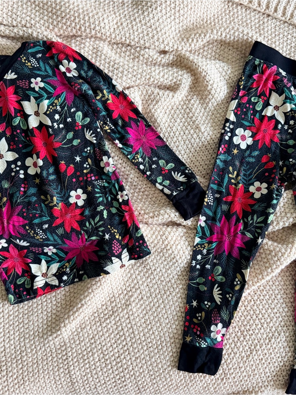 🌲 Little Sleepies Holiday Floral Bamboo Pajama Set | 2T | Excellent Condition